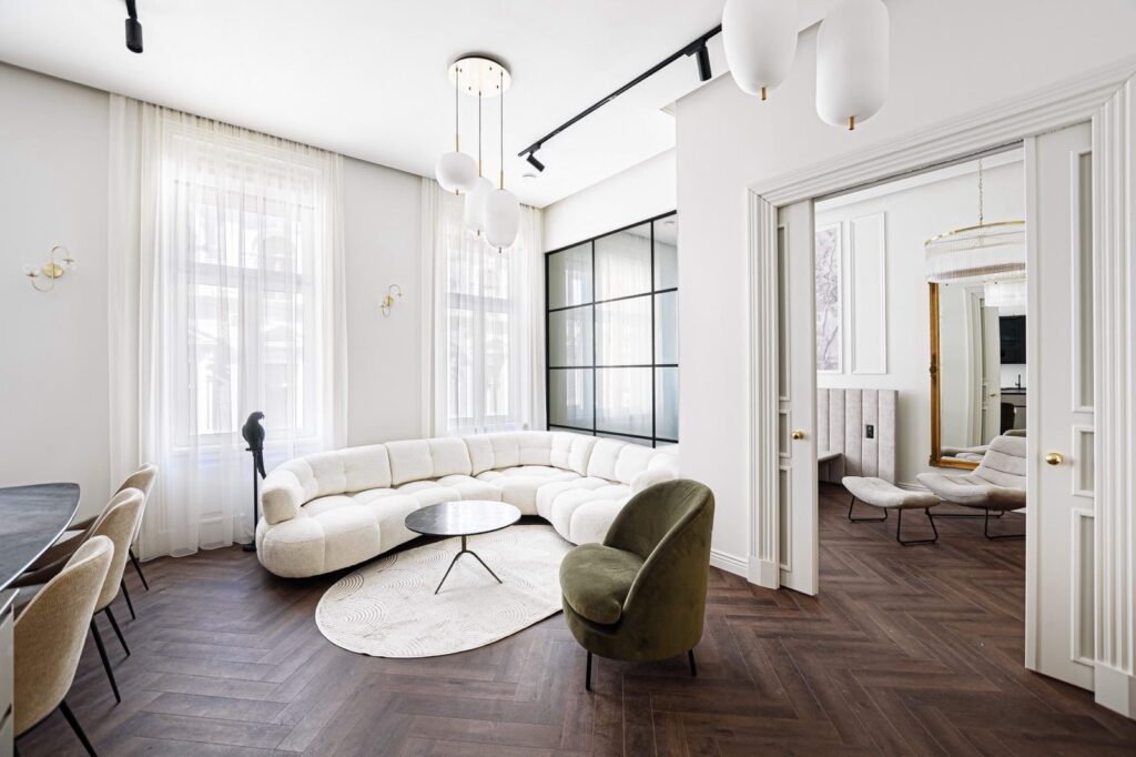 lakásfelujitás festés tapétázás korszerkolor kft Teljeskörű lakásfelújítás